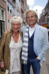 Amsterdam 8 juni 2015
Boekpresentatie Boek Danielle Oonk van t Schip in Yogacentrum Amsterdam. Ronald Jan Heijn met vriendin
