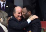 Rotterdam, 2 Juli 2000
Finale EK 2000 Frankrijk-Italie, eindstand 2-1
Pele met Fifa president Sepp Blatter