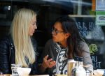 Amsterdam 20 mei 2015    
Suzanne Klemann met een kennis op terras.