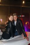 Amsterdam 8 mei 2015  
Albert Verlinde presenteert de cast van Grease met oaTim Douwsma , Vajen van den Bosch Rene v Kooten Tommie Christiaan en Mylene d'Anjou.
De presentatie is bij de westergasfabriek.