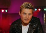 Amsterdam 8 mei 2015  
Albert Verlinde presenteert de cast van Grease met oaTim Douwsma , Vajen van den Bosch Rene v Kooten Tommie Christiaan en Mylene d'Anjou.
De presentatie is bij de westergasfabriek.