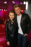 Amsterdam 8 mei 2015  
Albert Verlinde presenteert de cast van Grease met oaTim Douwsma , Vajen van den Bosch Rene v Kooten Tommie Christiaan en Mylene d'Anjou.
De presentatie is bij de westergasfabriek.