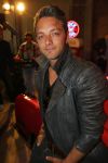 Amsterdam 8 mei 2015  
Albert Verlinde presenteert de cast van Grease met oaTim Douwsma , Vajen van den Bosch Rene v Kooten Tommie Christiaan en Mylene d'Anjou.
De presentatie is bij de westergasfabriek.