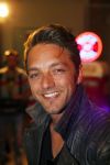 Amsterdam 8 mei 2015  
Albert Verlinde presenteert de cast van Grease met oaTim Douwsma , Vajen van den Bosch Rene v Kooten Tommie Christiaan en Mylene d'Anjou.
De presentatie is bij de westergasfabriek.