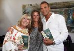 Amsterdam 8 juni 2015
Boekpresentatie Boek Danielle Oonk van t Schip in Yogacentrum Amsterdam. Danielle met vader Joop Oonk en moeder Willeke Alberti