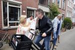 Amsterdam 8 juni 2015
Boekpresentatie Boek Danielle Oonk van t Schip in Yogacentrum Amsterdam. Willeke Alberti met zoon Johnny de Mol