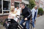 Amsterdam 8 juni 2015
Boekpresentatie Boek Danielle Oonk van t Schip in Yogacentrum Amsterdam. Willeke Alberti met zoon Johnny de Mol