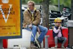 Amsterdam 25 mei 2015
Willem Lust met zijn dochtertje in Amsterdam zuid.