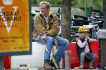Amsterdam 25 mei 2015
Willem Lust met zijn dochtertje in Amsterdam zuid.
