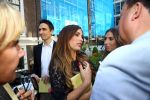 Amsterdam, 4 Juni 2015
Uitreiking boek Xelly Cabau v Kasbergen door haar huus Yolanthe Sneijder Cabau.
