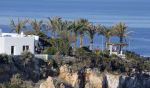 Ibiza 7 juni 2015
De laatste loodjes bij de verbouwing van het huis/villa van Yolanthe Sneijder Cabau en Wesley Sneijder op ibiza
