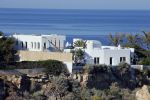 Ibiza 7 juni 2015
De laatste loodjes bij de verbouwing van het huis/villa van Yolanthe Sneijder Cabau en Wesley Sneijder op ibiza