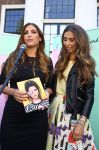 Amsterdam, 4 Juni 2015
Uitreiking boek Xelly Cabau v Kasbergen door haar huus Yolanthe Sneijder Cabau.