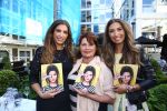 Amsterdam, 4 Juni 2015
Uitreiking boek Xelly Cabau v Kasbergen door haar huus Yolanthe Sneijder Cabau.