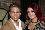 Hoofddorp 26 maart 2013
Presentatie Bloed zweet en tranen met Gerard Joling Roxeanne en Dre Hazes Danny de Munk en Jeroen v d Boom bij Claus Partyhouse.
Peter Smulders bv