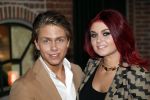 Hoofddorp 26 maart 2013
Presentatie Bloed zweet en tranen met Gerard Joling Roxeanne en Dre Hazes Danny de Munk en Jeroen v d Boom bij Claus Partyhouse.
Peter Smulders bv