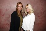 Amsterdam 24 mei 2016
Mom,s moment met meerdere bekende vrouwen die zwanger zijn of net bevallen.
Event vond plaats in hotel L'europe en werd georganiseerd door the class company.
Bobbi Eden met de vriendin van Andre Hazes Monique Westenberg
