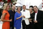 Amsterdam 4 juni 2016
Amsterdam Dam diner in de HMH tbv het aidsfonds.
Renate en Erben Wennemars met vrienden