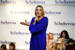 Amsterdam 29 mei 2016
Presentatie het grote knuffelboek van Nederland gemaakt door Gallyon v Vessem.
De presentatie was bij Scheltema.