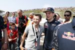 Zandvoort 4 juni 2016
Jumbo familie racedagen op Zandvoort met oa Max Verstappen en zijn Red Bull race auto. David en Guy Bijlsma