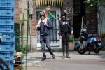 Amsterdam 28 mei 2016 
Hans Teeuwen met zijn dochter Nika Teeuwen en vriendin Eva Teeuwen in Amsterdam Zuid.