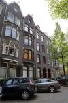 Amsterdam 28 mei 2016 
Hans Teeuwen met zijn dochter en vriendin EVa in Amsterdam zuid.