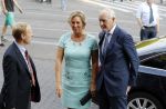Amsterdam 4 juni 2016
Koning Willem Alexander en koningin Maxima bezoeken stadsschouwburg. Johan Remkes met partner