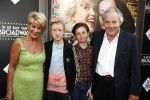Amsterdam 4 juni 2016 
Premiere in de ban van broadway in het nieuwe de la mar.
Puck en Jules Croiset met hun kleinkinderen