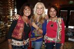 Amsterdam 26 mei 2016 
Boekpresentatie boek over ABBA in the Harbour Club . LUV ontvangt het boek uit handen van de schrijver Stany v Wymeersch