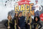 Zandvoort 4 juni 2016
Jumbo familie racedagen op Zandvoort met oa Max Verstappen en zijn Red Bull race auto.