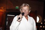Amsterdam 26 mei 2016 
Boekpresentatie boek over ABBA in the Harbour Club . LUV ontvangt het boek uit handen van de schrijver Stany v Wymeersch. Michiel Gunning