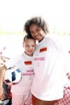Amsterdam 21 mei 2016
Voetballen voor down in Amsterdam met div Bn ers.
Raffaela Paton met dochter