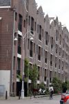 Amsterdam 23 mei 2016
Thijs Romer verlaat zijn huis om vervolgens met Katja haar auto weg te rijden.