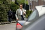 Amsterdam 23 mei 2016
Thijs Romer verlaat zijn huis om vervolgens met Katja haar auto weg te rijden.