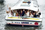 Amsterdam 26 mei 2016
Wesly Bronkhorst aan het varen met fans door de grachten van Amsterdam.