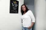 Breda 11 mei 2017
Andrea van der Kaap de weduwe van Sugar Lee Hooper op haar scootmobiel