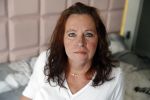 Breda 11 mei 2017
Andrea van der Kaap de weduwe van Sugar Lee Hooper op haar scootmobiel