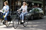 Amsterdam 21 juni 2017 
Annemieke Verdoorn met een vriendin in Amsterdam zuid
