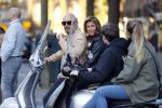 Amsterdam 16 juni 2017
Astrid Joosten achter op de vespa scooter bij Maik de Boer