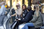 Amsterdam 16 juni 2017
Astrid Joosten achter op de vespa scooter bij Maik de Boer