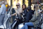 Amsterdam 16 juni 2017
Astrid Joosten achter op de vespa scooter bij Maik de Boer