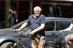Amsterdam 28 mei 2017
Barrie Stevens op de fiets in amsterdam zuid