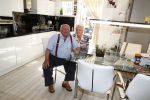 Vlaardingen 9 juni 2017
Bas v Toor en zijn vrouw in hun huis