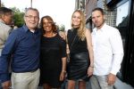 Nieuwegein 10 juni 2017
Feest voor Wesley Sneijder bij Will's in nieuwgein tbv het feit dat hij recordinternational voor nederland is geworden. Ouders Wesley Berrie en Sylvia en broer Jeffrey met zijn vriendin