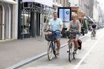 Amsterdam 29 mei 2017
Bertus Holkema  met zijn vrouw Jacqueline op de pc hooftstraat