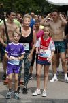 Hilversum 21 mei 2017
Bart 's mediarun op het mediapark tbd de Bart de Graaff foundation. Aanwezig zus Miriam en moeder Marianne  van Bart de Graaff. Bridget Maasland zoon Mees , Kees Tol Howard Komproe en Jan Heemskerk lopen mee. Irene Moors presenteert het geheel.