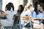 Amsterdam 15 juni 2017 
Carice v Houten en Eva v d Gucht op terras