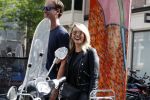 Amsterdam 3 juni 2017
Chantal janzen met kennis / vriend Tijs Hartman op de pc hooftstraat