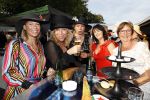 Haarzuilens 21 juni 2017
Haringparty bij kasteel de Haar. Claudia de Breij met partner en vriendinnen