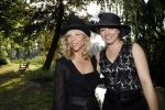 Haarzuilens 21 juni 2017
Haringparty bij kasteel de Haar. Claudia de Breij met partner en vader